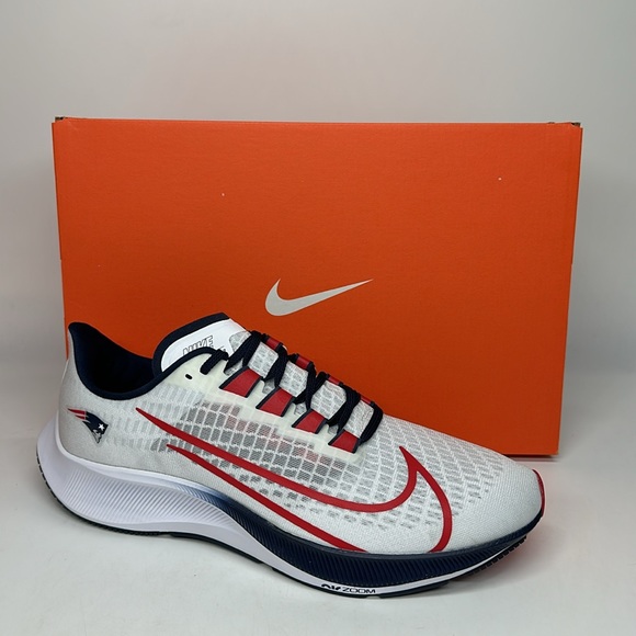 nike zoom pegasus patriots